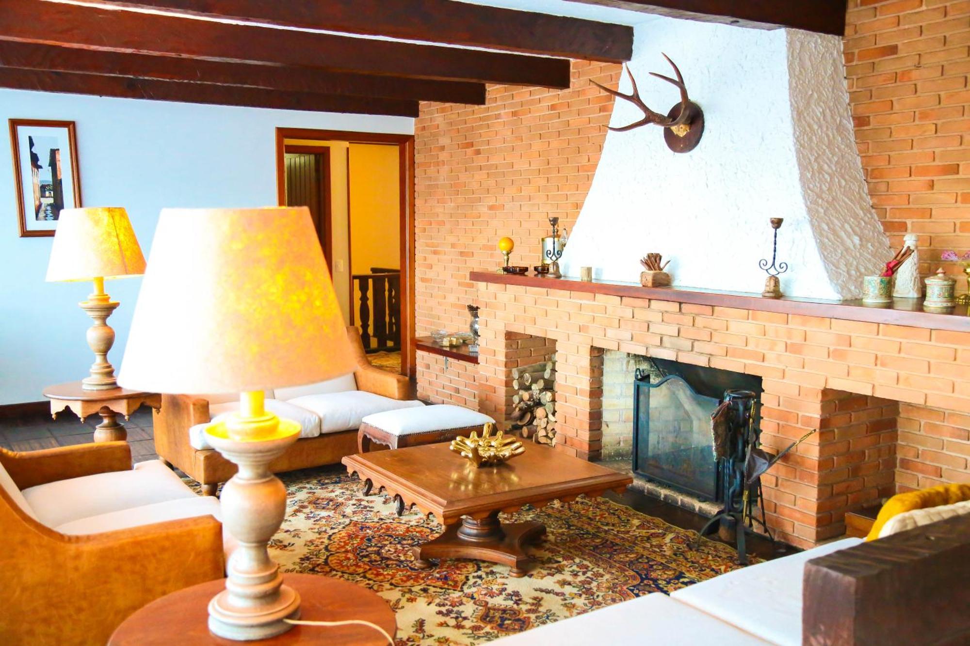 Iturri Hotel *
